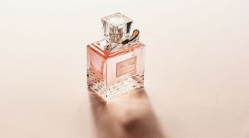 4 Perfume Mistakes to Avoid to Keep Your Scent Longer